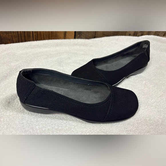 Womens Aerosole Richmond Stitch n Turn Black Ballet Flat Slip-On Loafers Sz 8.5M - Picture 1 of 8